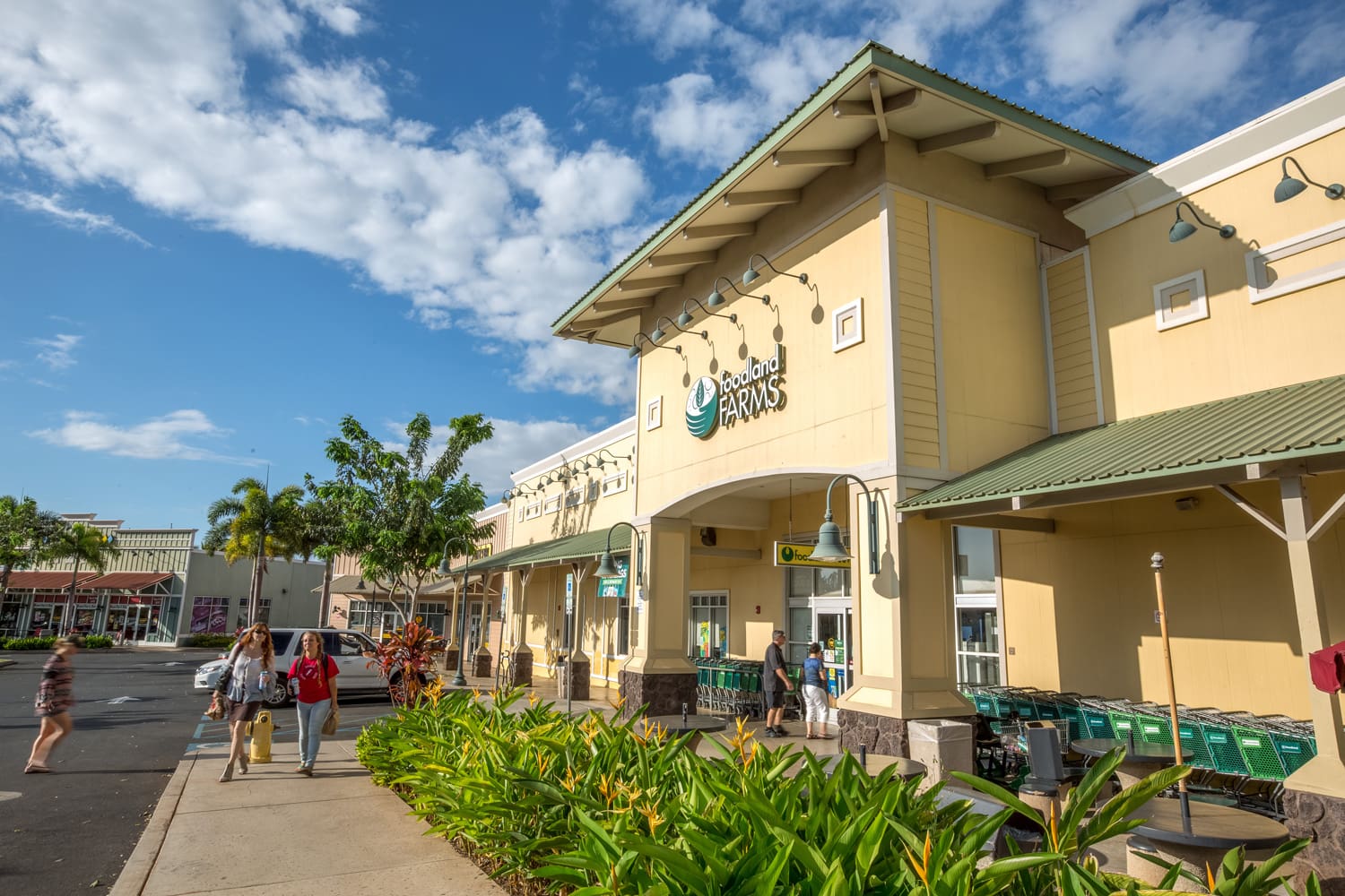 Foodland Farms at Lahaina Gateway