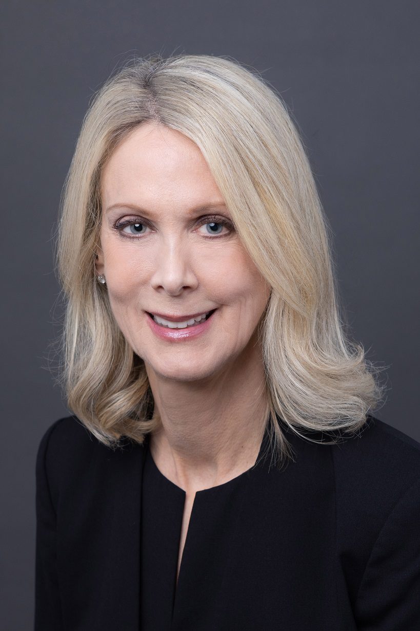 Gail Enderwood headshot